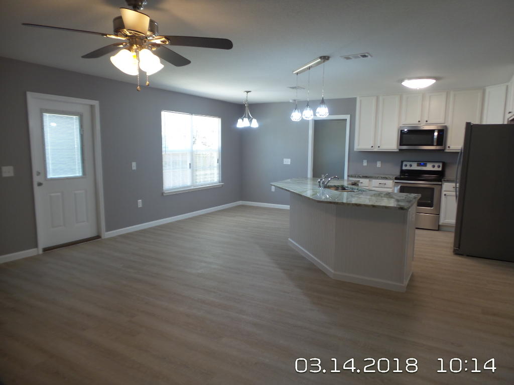 SHOAL TERRACE EST LOT 8 BLK A - Residential Lease