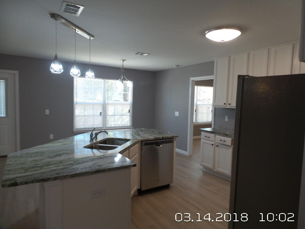 SHOAL TERRACE EST LOT 8 BLK A - Residential Lease