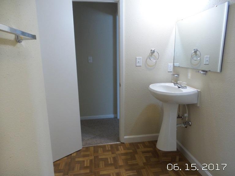 PEPPERTREE - Residential Lease