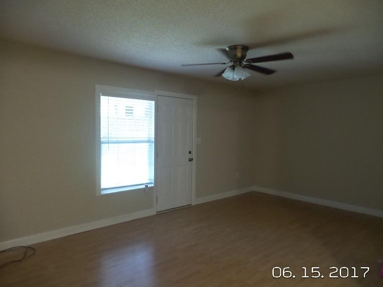 PEPPERTREE - Residential Lease