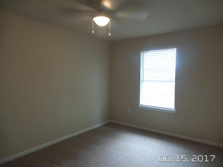 PEPPERTREE - Residential Lease