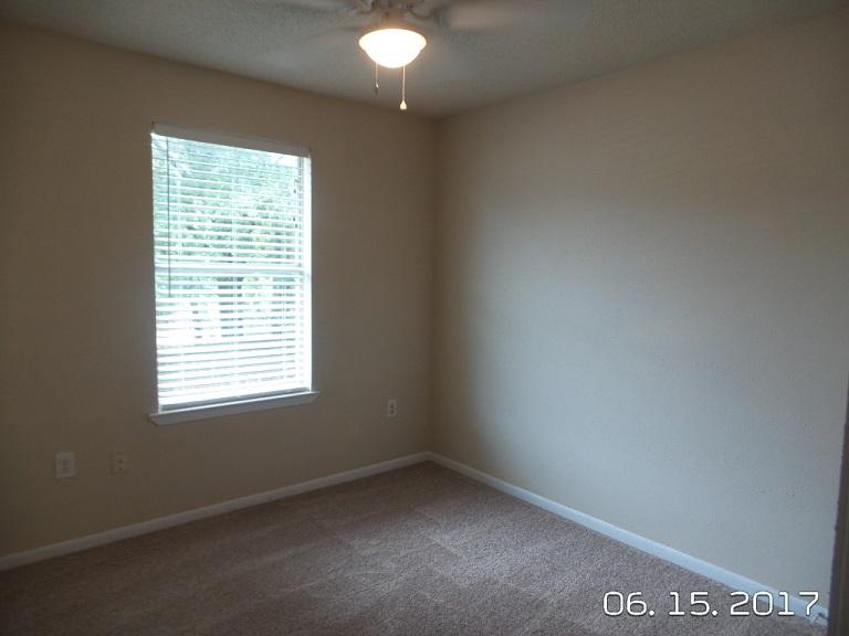 PEPPERTREE - Residential Lease
