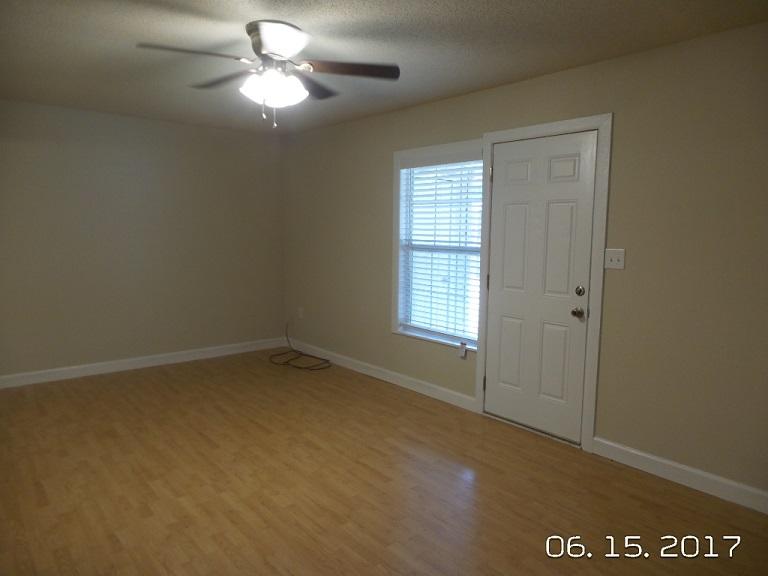 PEPPERTREE - Residential Lease