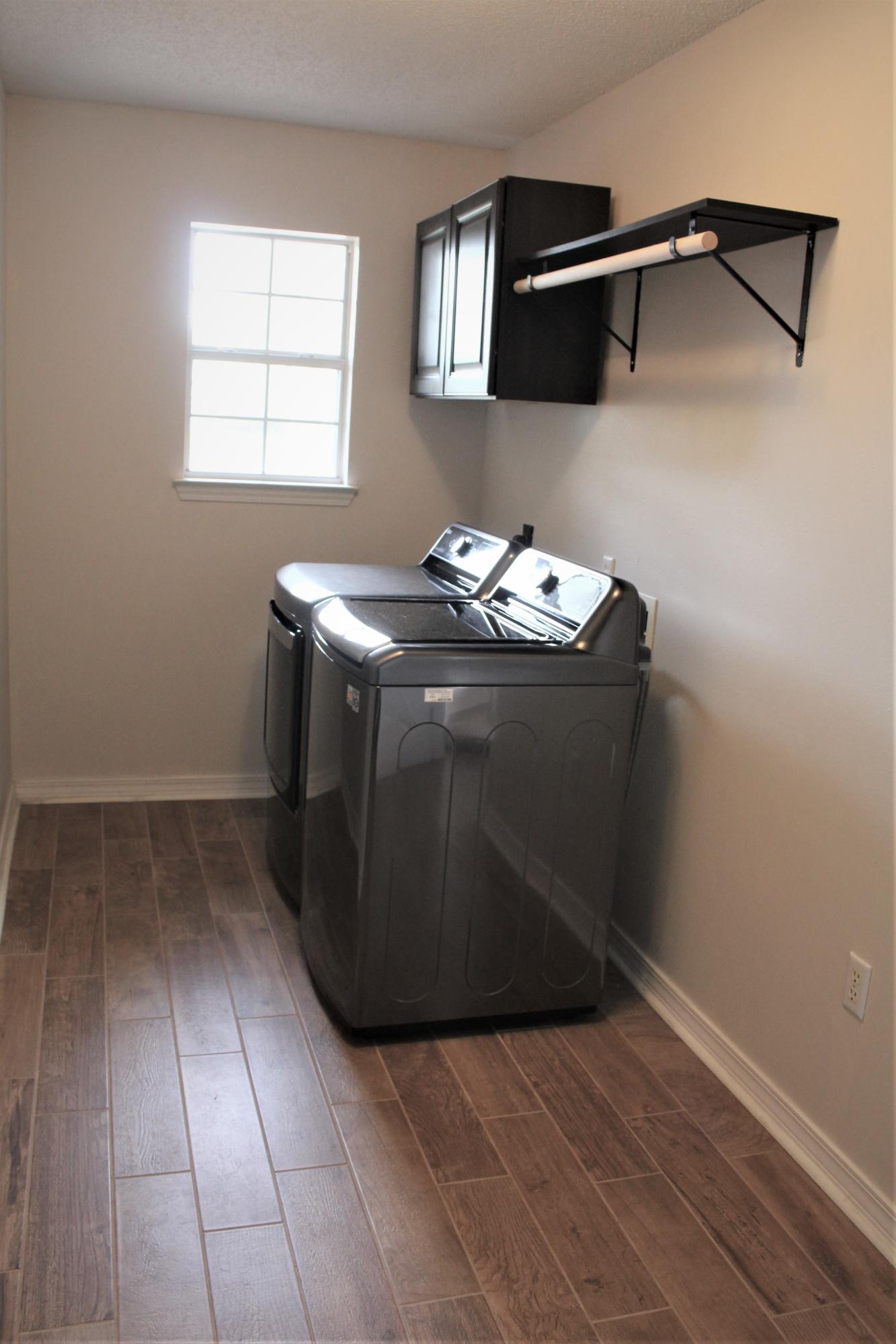 SANDALWOOD - Residential Lease