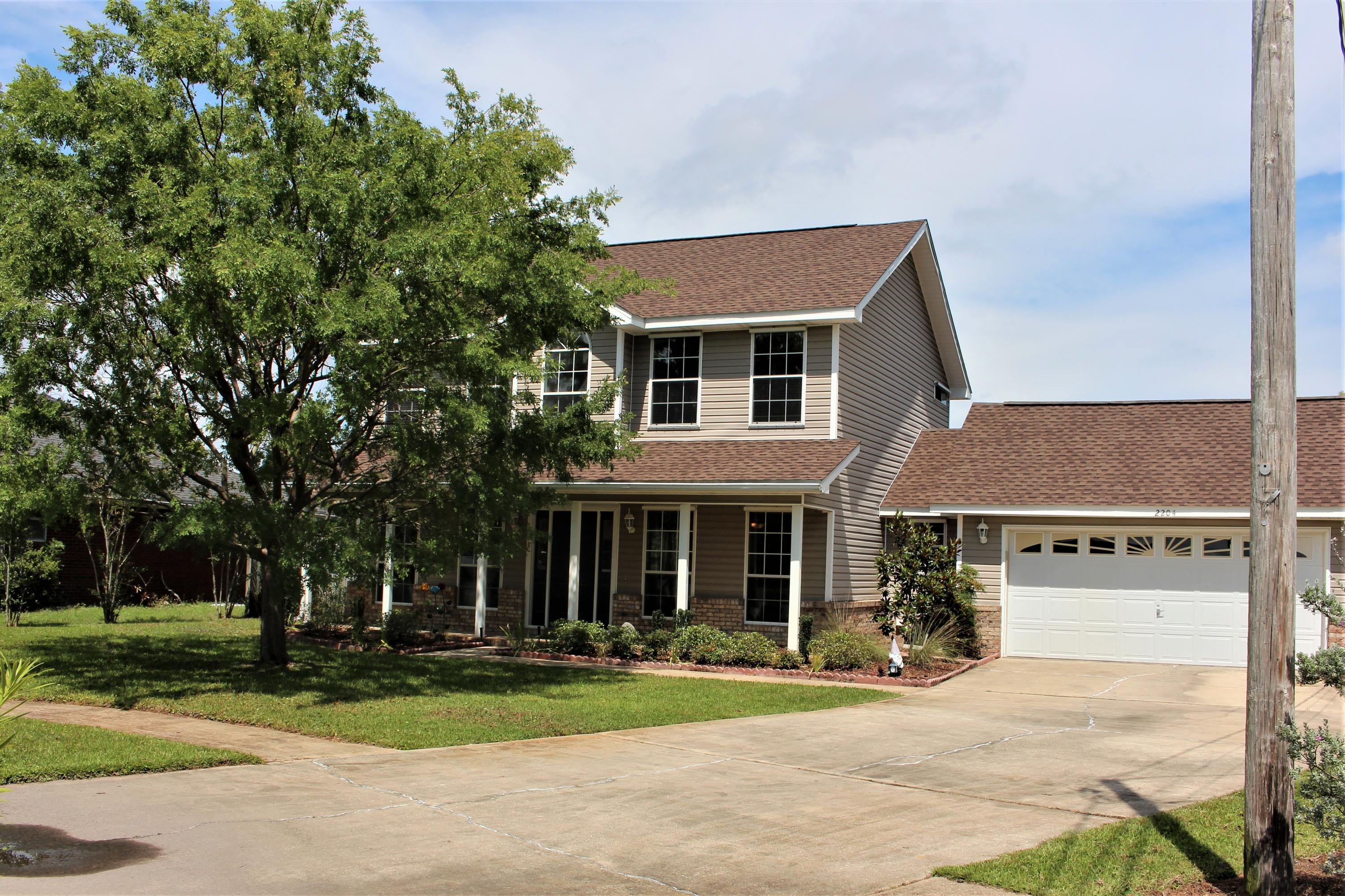 SANDALWOOD - Residential Lease