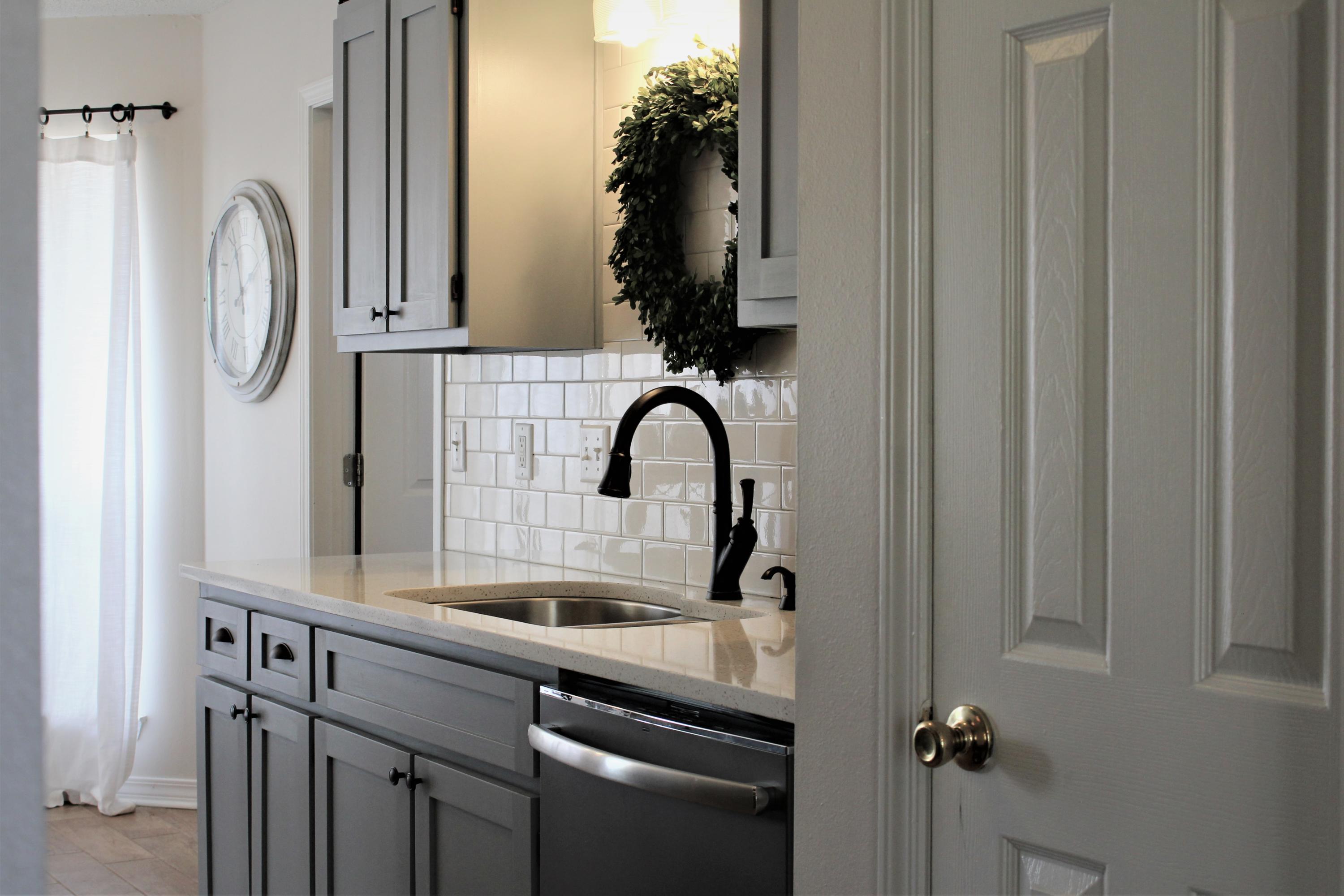 SANDALWOOD - Residential Lease