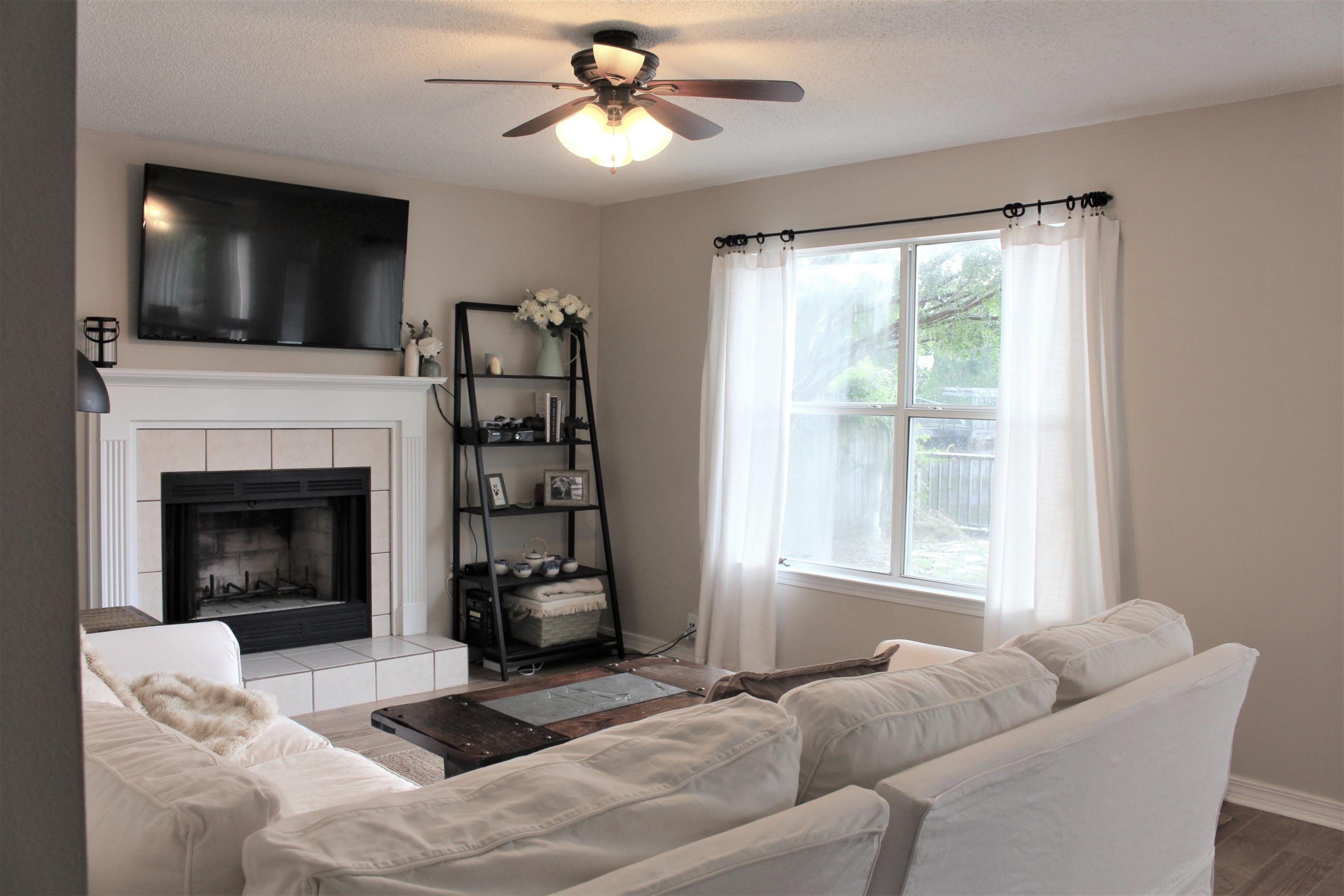 SANDALWOOD - Residential Lease