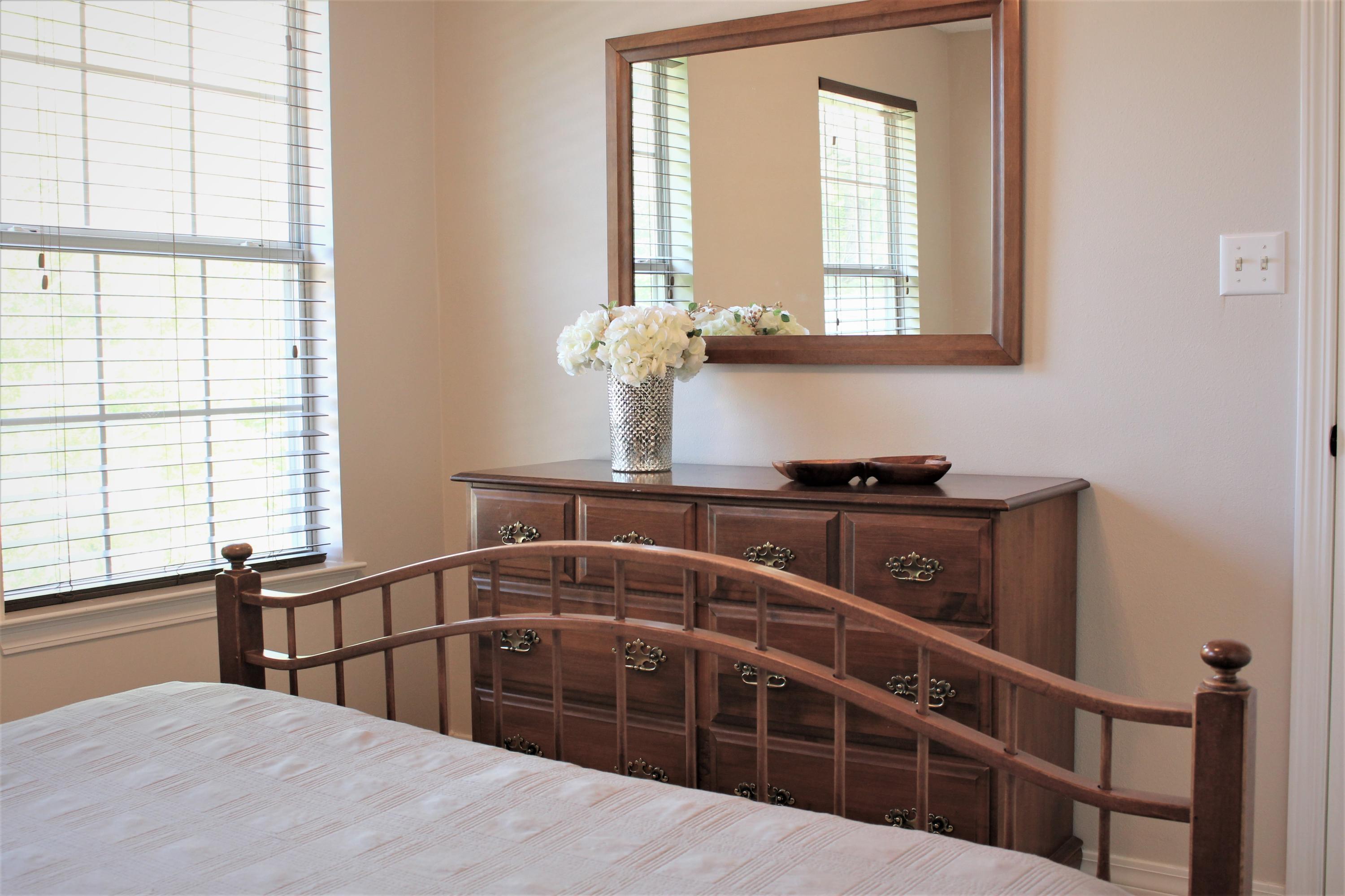 SANDALWOOD - Residential Lease