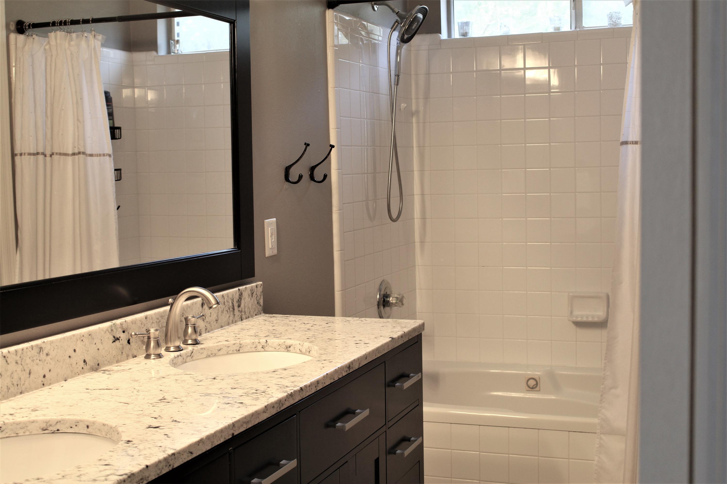 SANDALWOOD - Residential Lease