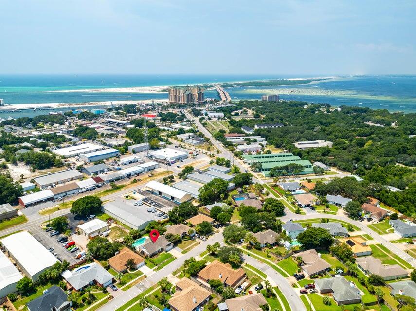 RIDGE WOOD MANOR - Residential Lease