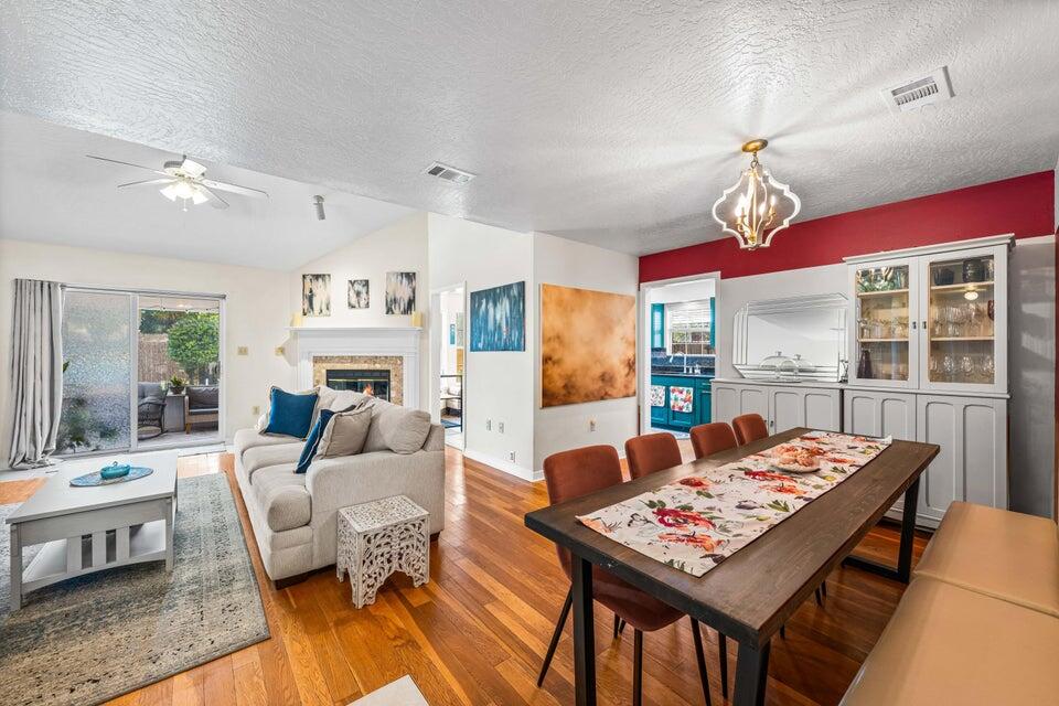 RIDGE WOOD MANOR - Residential Lease