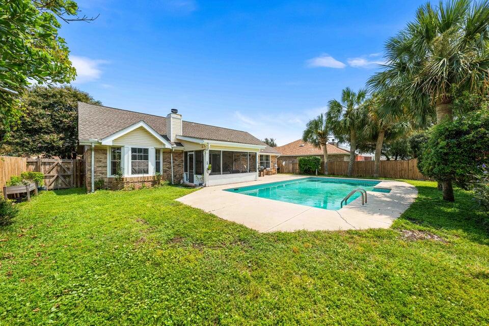 RIDGE WOOD MANOR - Residential Lease