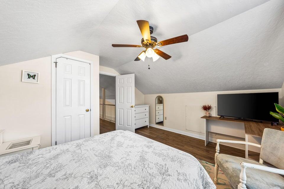 RIDGE WOOD MANOR - Residential Lease