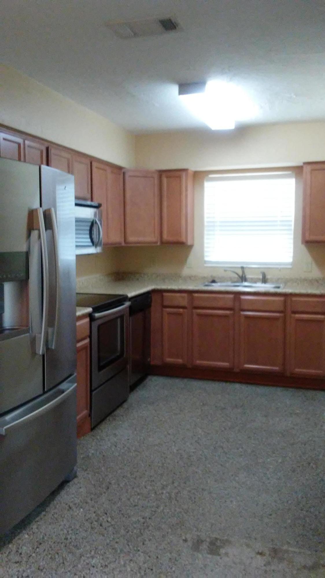 BRYN MAWR PARK 1ST ADDN - Residential Lease
