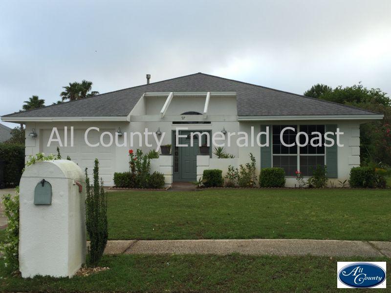 BAYSIDE - Residential Lease