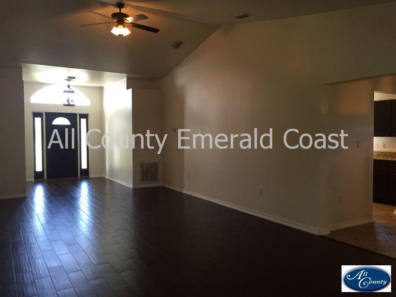 BAYSIDE - Residential Lease