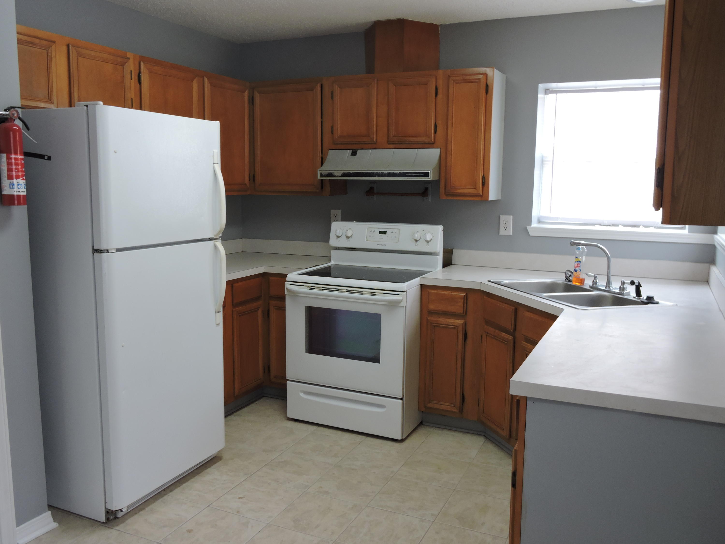 SOUTHWAY ESTATES 1ST ADDN - Residential Lease