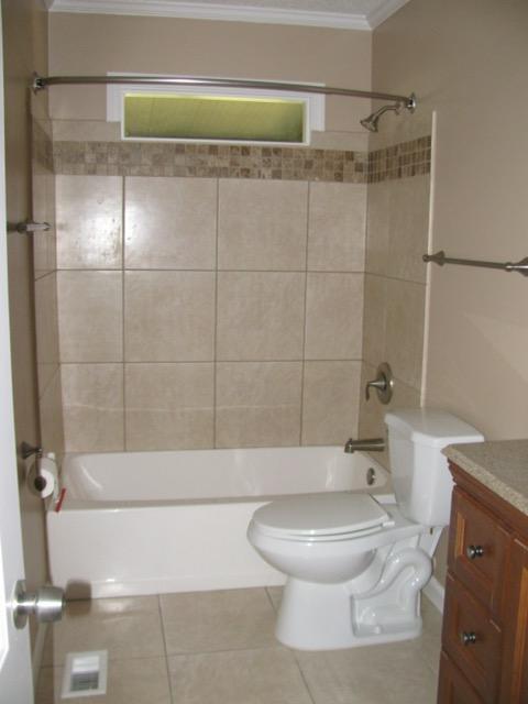 BAYOU WOODS - Residential Lease