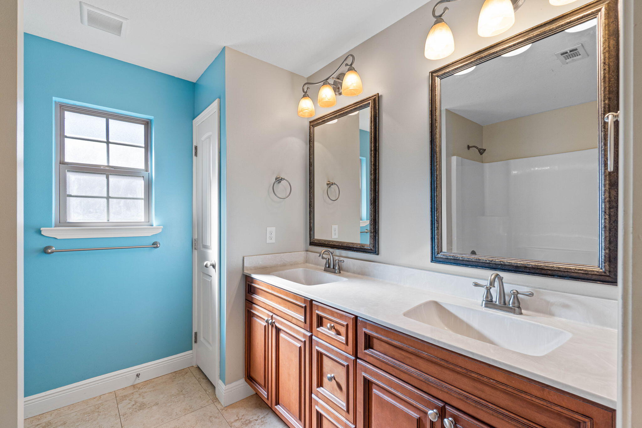 CHIMERA EST - Residential Lease
