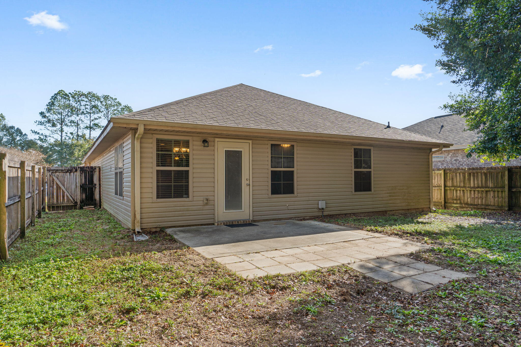 CHIMERA EST - Residential Lease