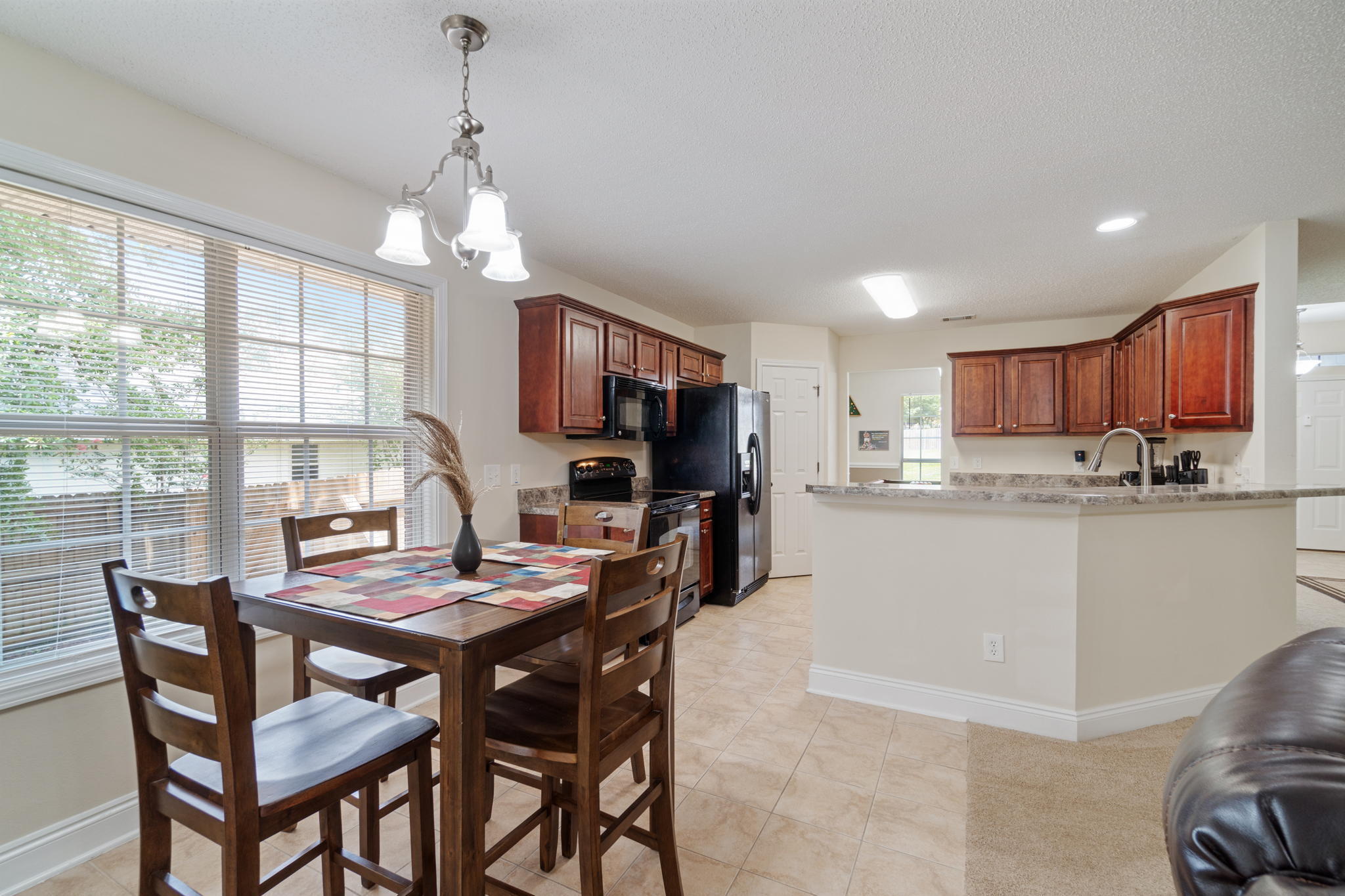 WOODBURY FOREST - Residential