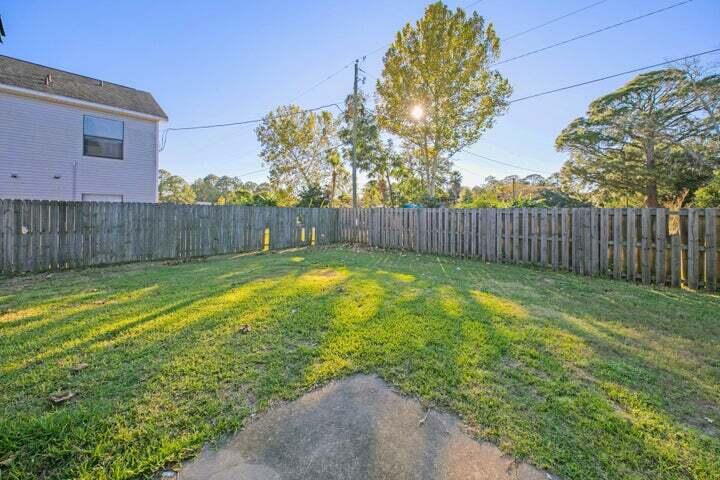 BROWNSVILLE STATION 3 - Residential Lease