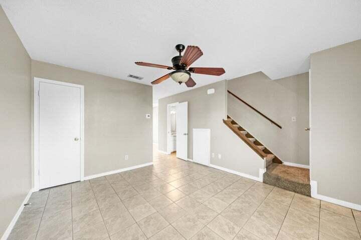 BROWNSVILLE STATION 3 - Residential Lease
