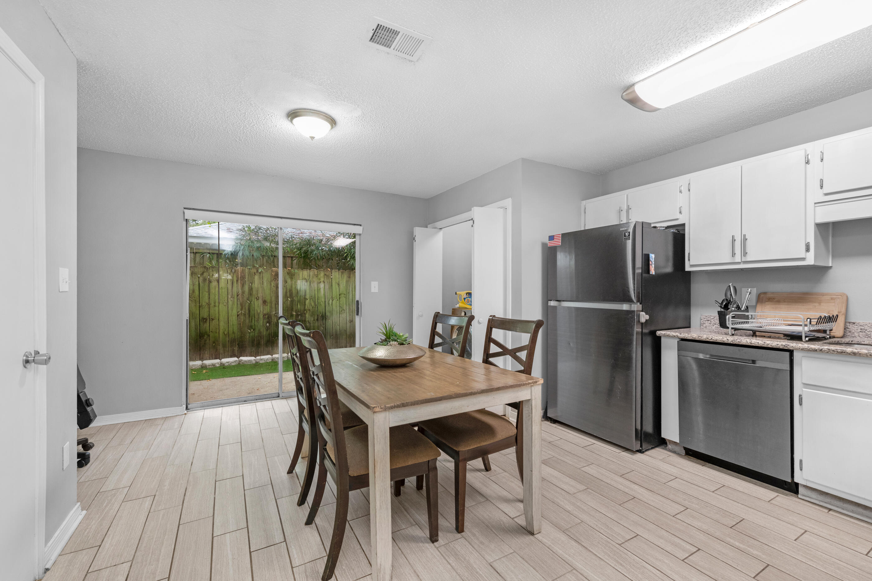 ROBSTON T/H - Residential