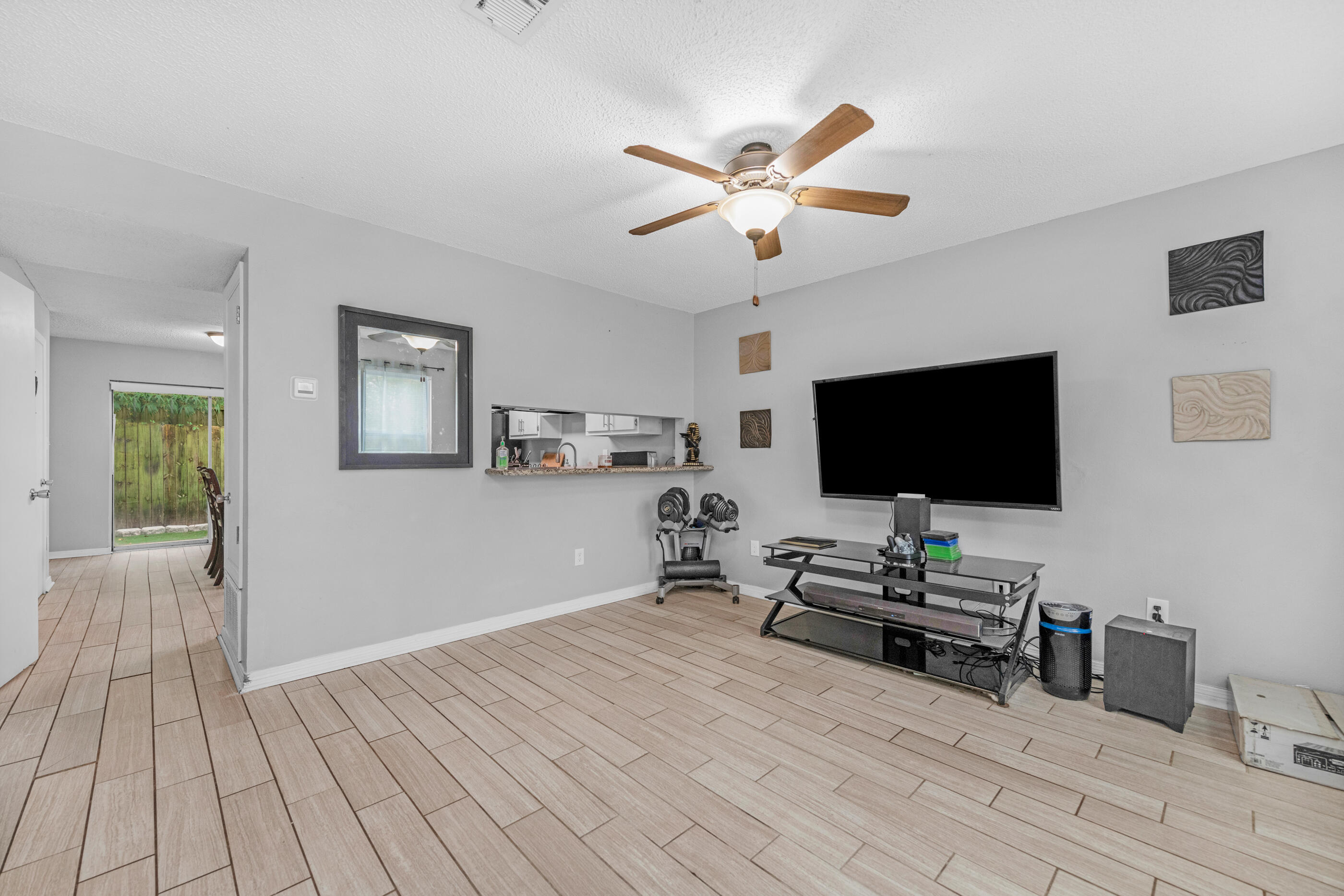 ROBSTON T/H - Residential