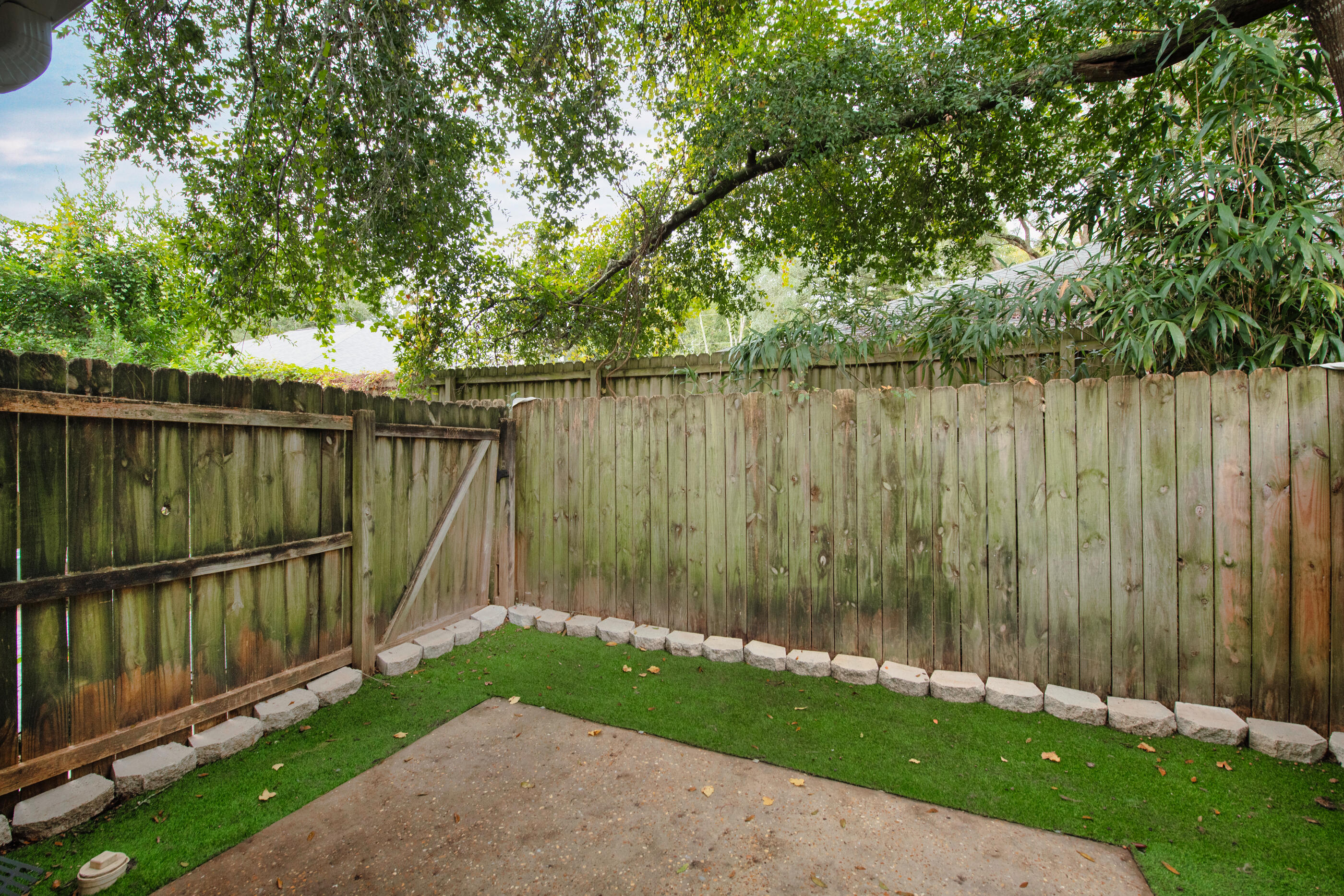 ROBSTON T/H - Residential
