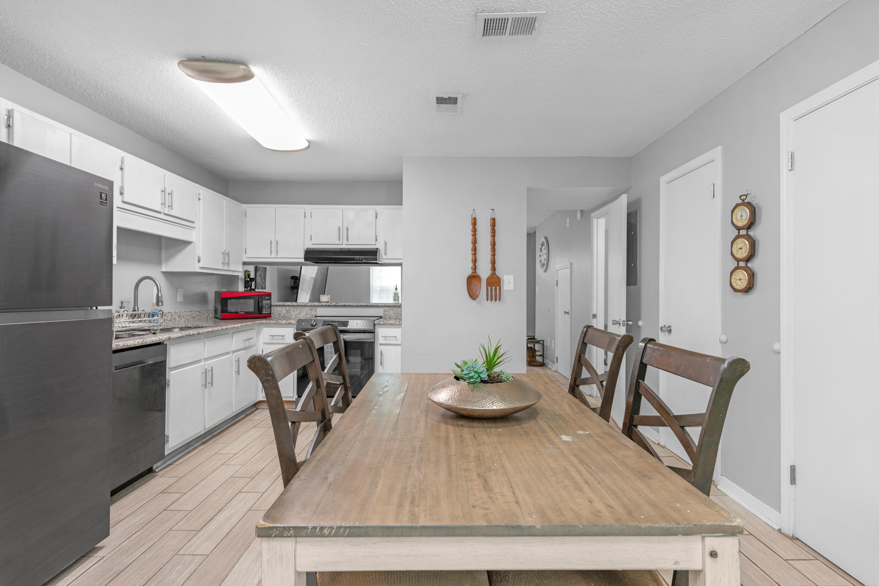 ROBSTON T/H - Residential