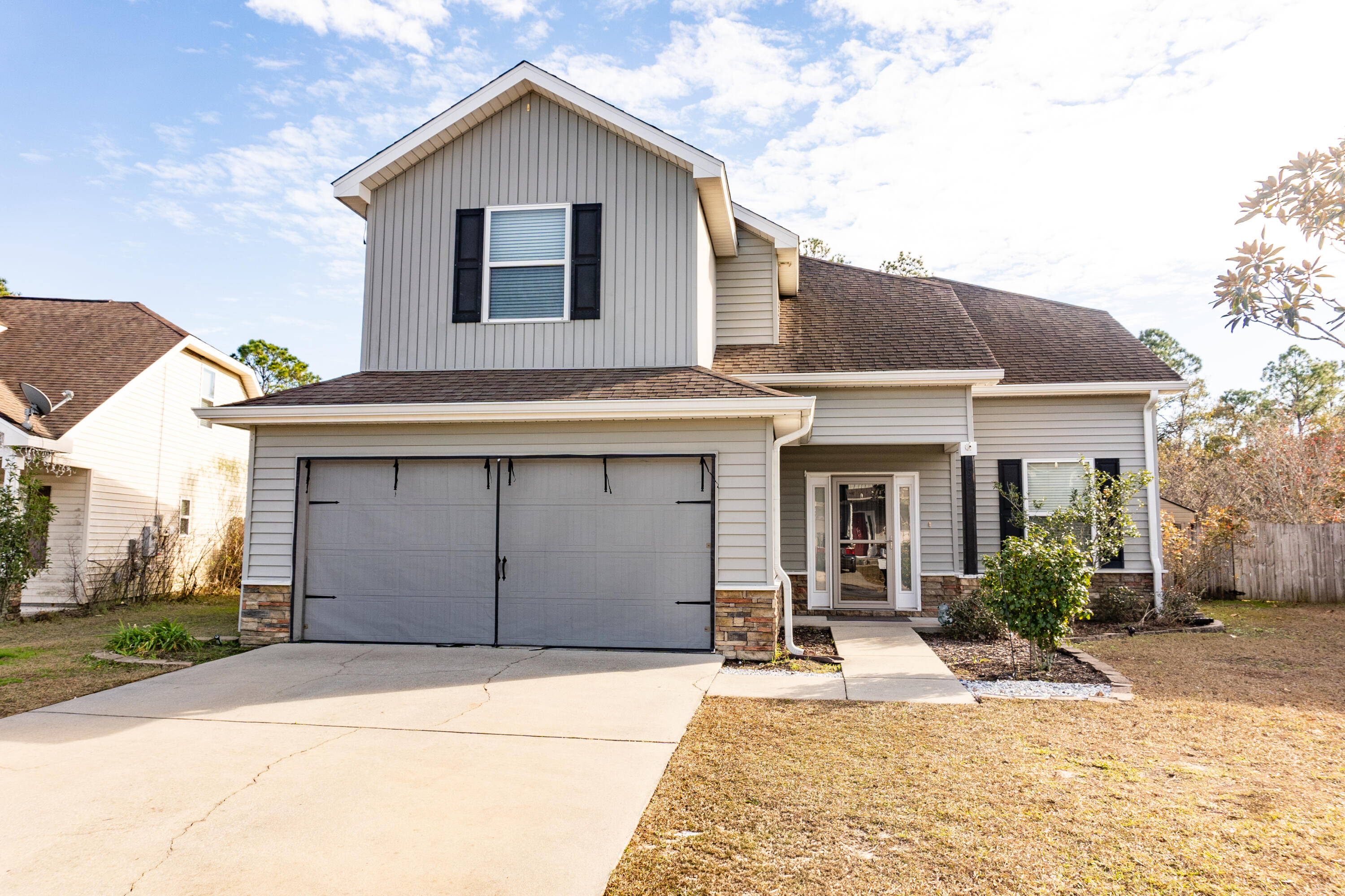 SANDY RIDGE COTTAGES - Residential Lease