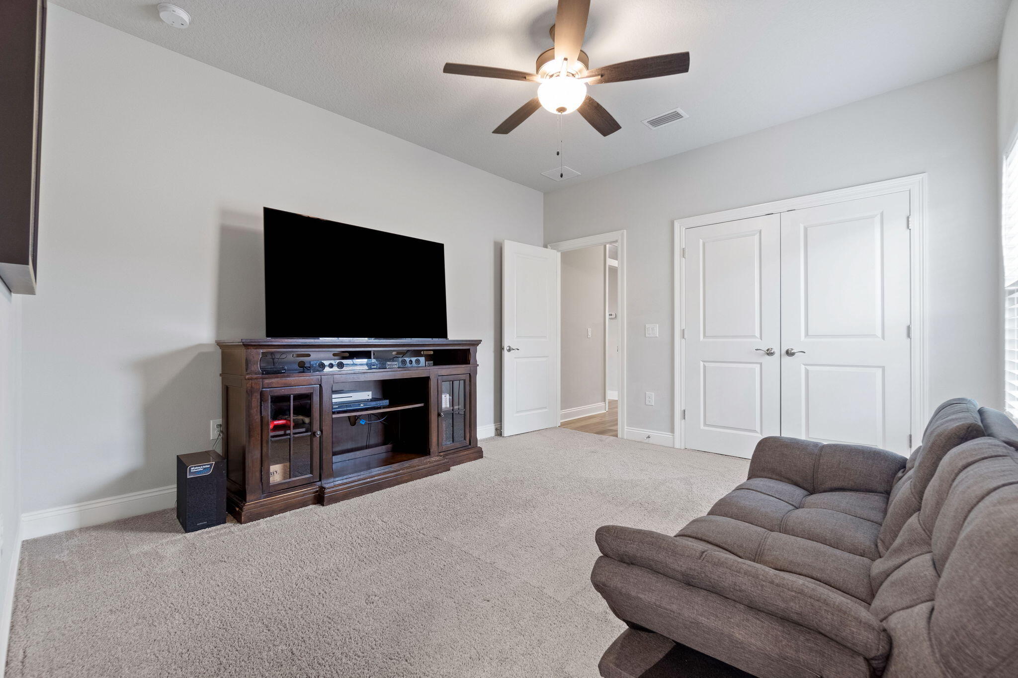 LOVEWOOD - Residential