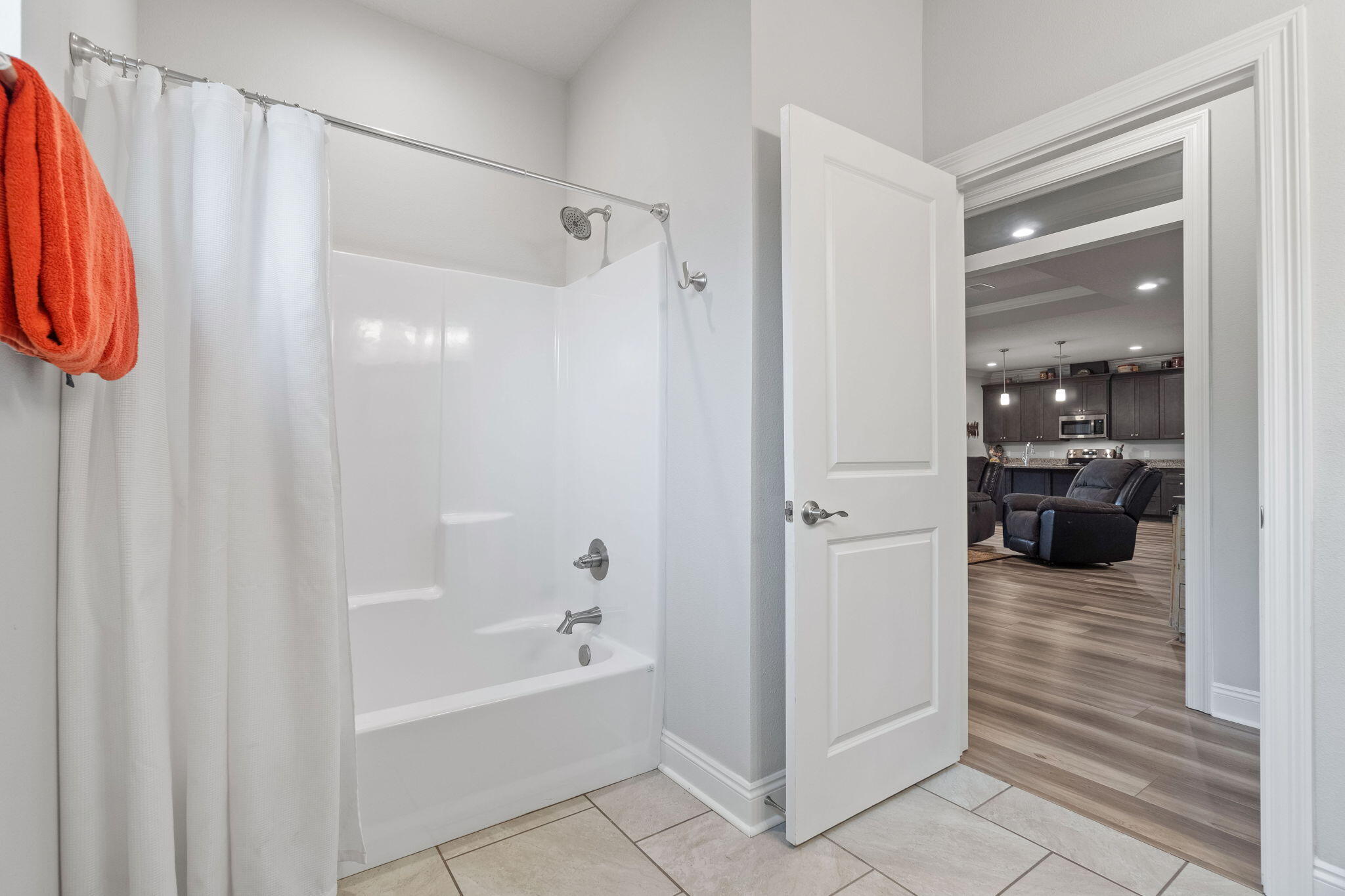 LOVEWOOD - Residential