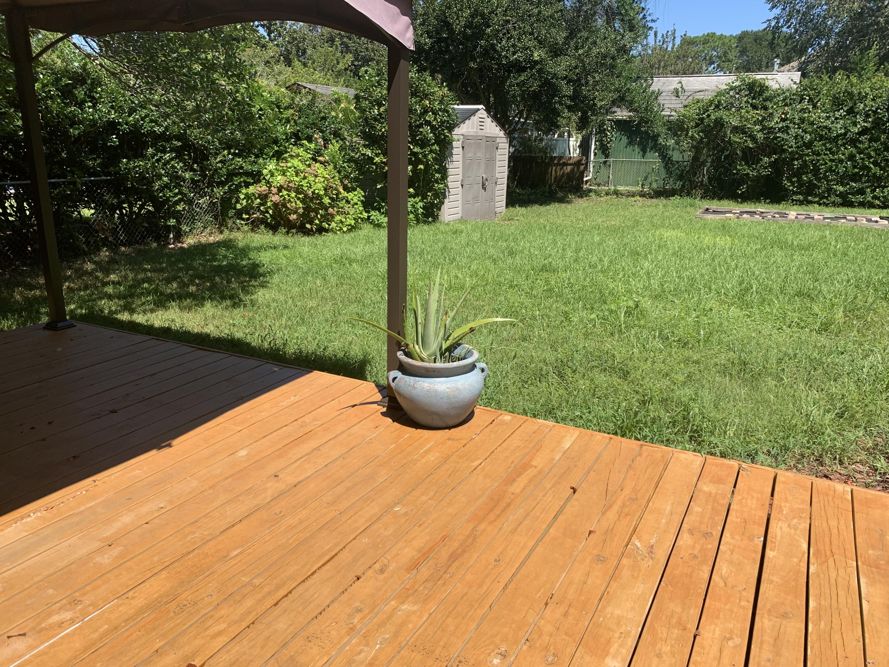 BAYOU POQUITO - Residential Lease