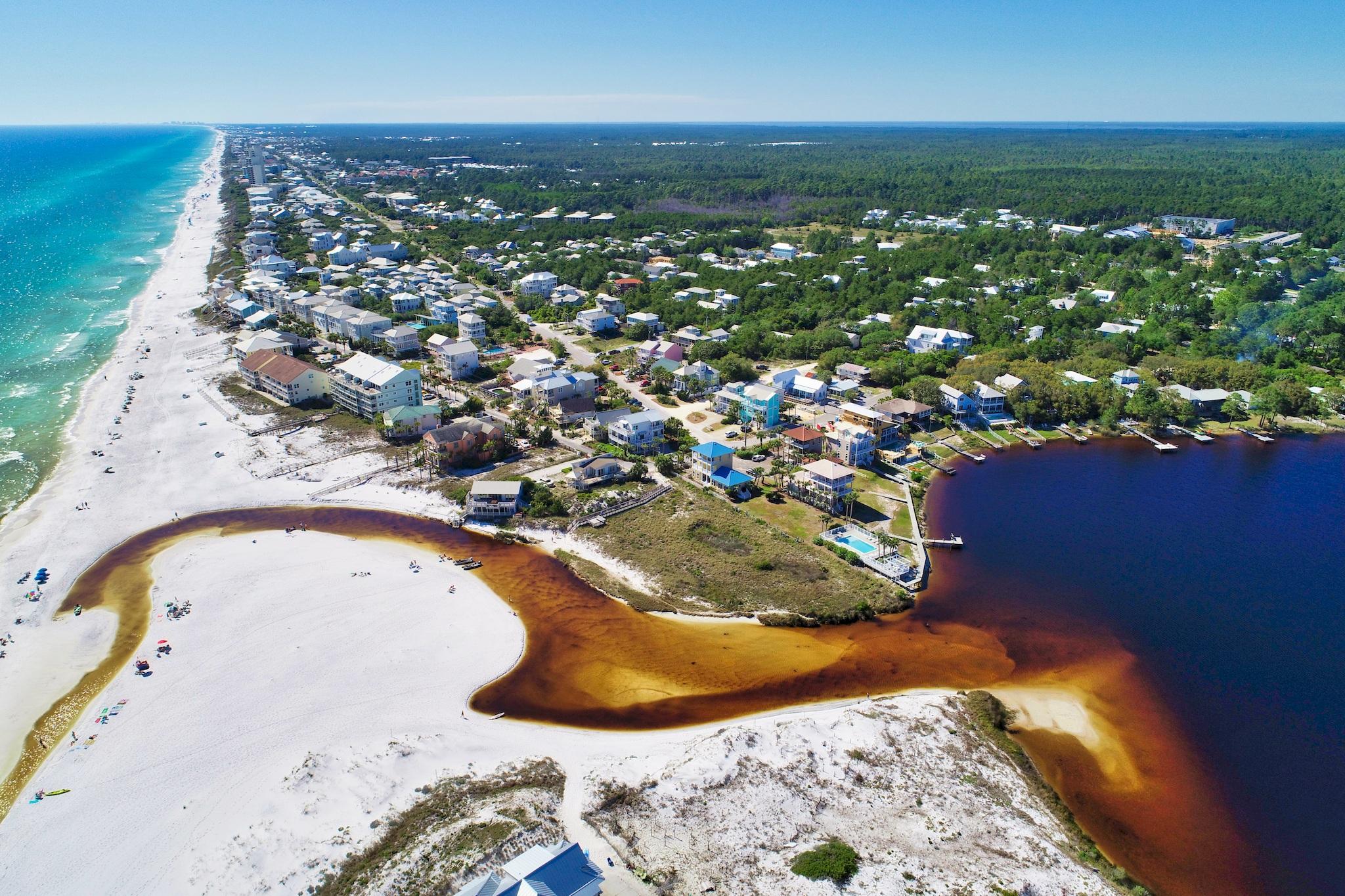 EASTERN LAKE S/D - Residential
