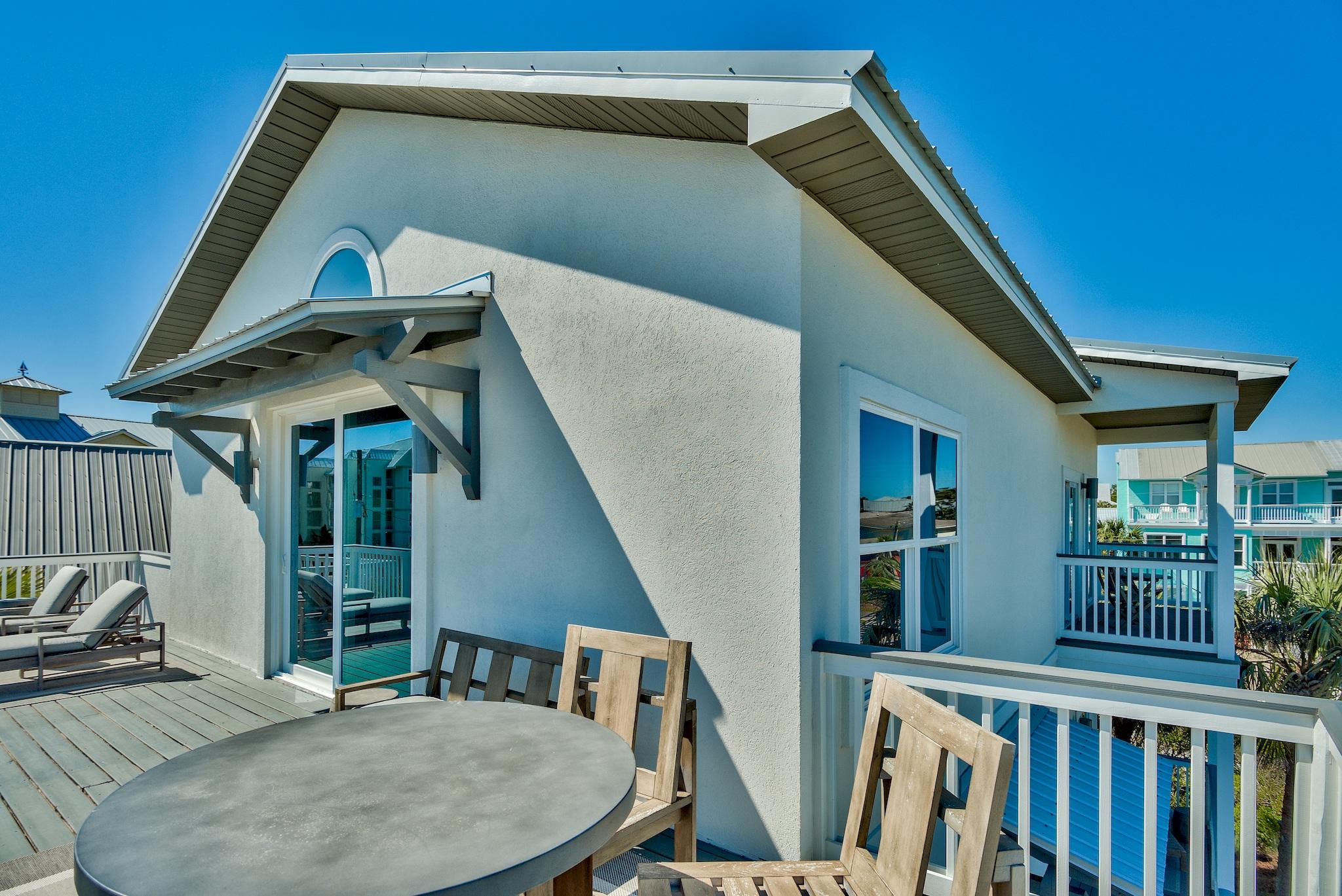 EASTERN LAKE S/D - Residential