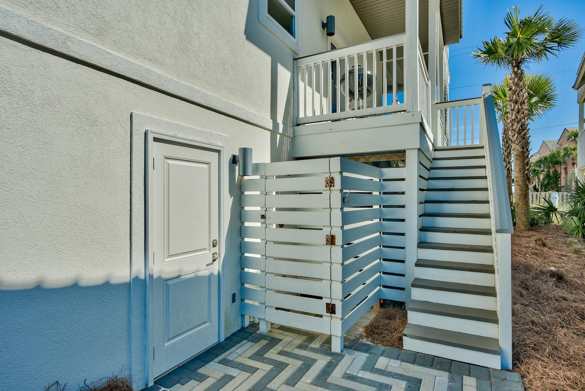EASTERN LAKE S/D - Residential