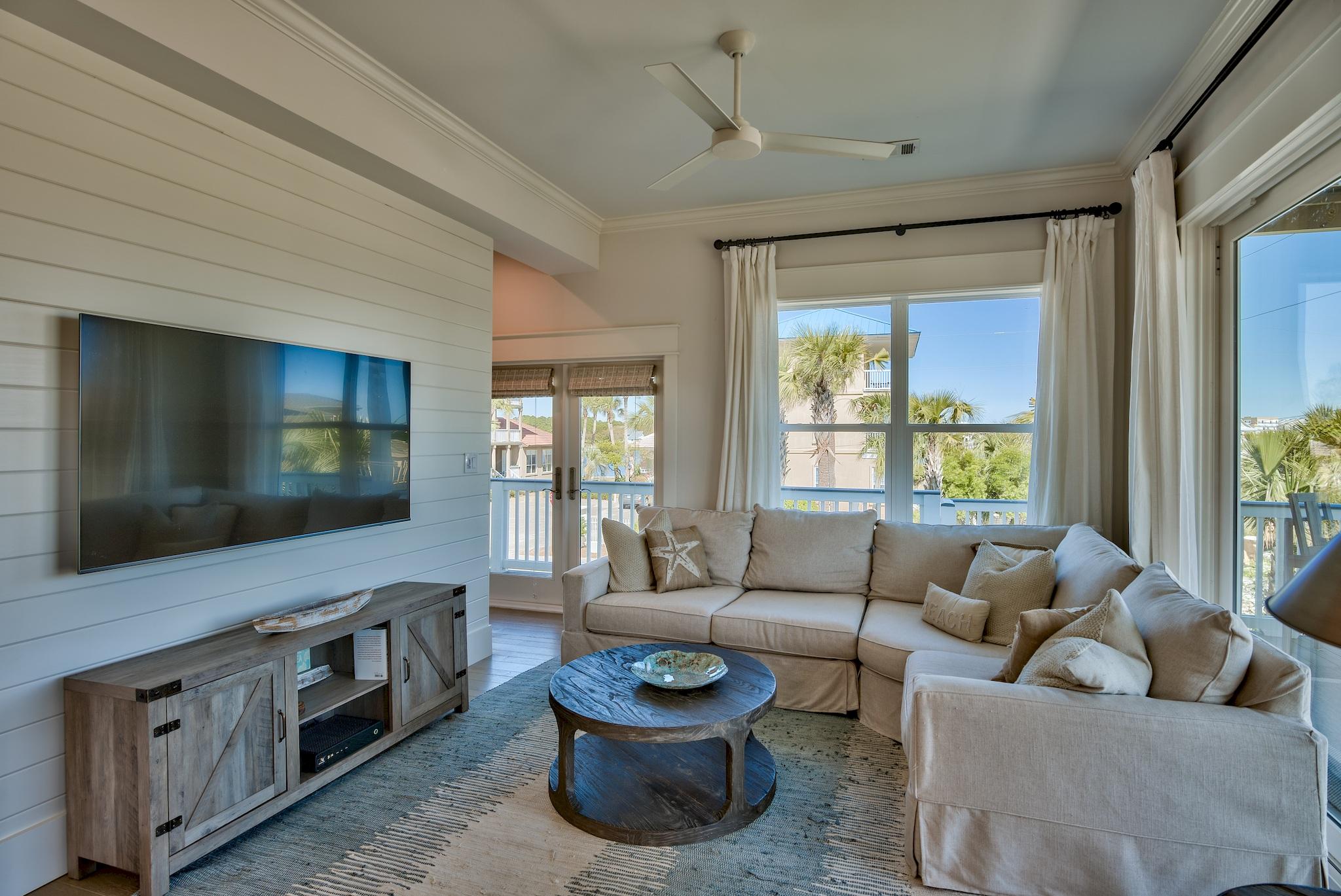EASTERN LAKE S/D - Residential