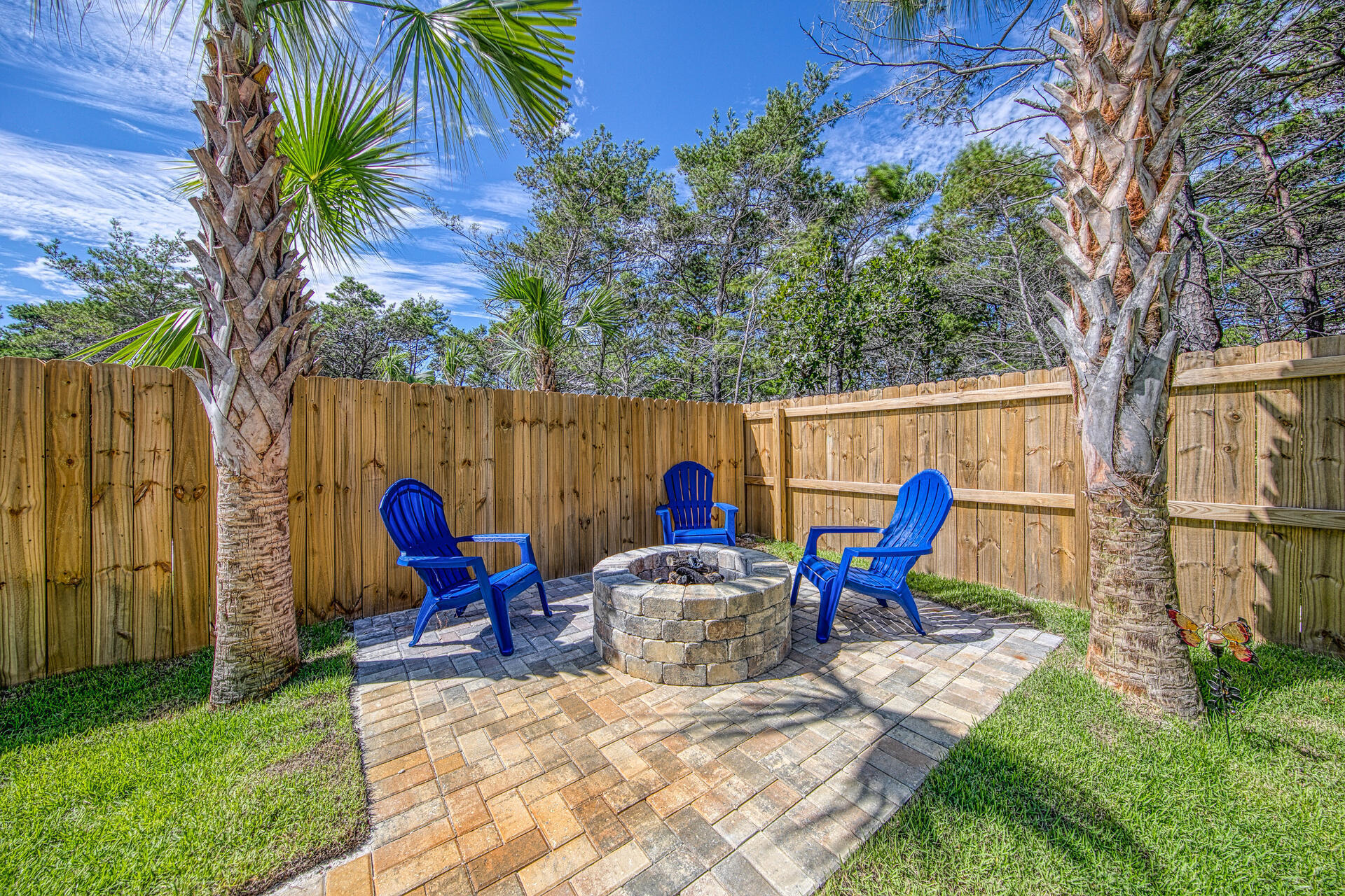 FRANGISTA BEACH 1ST ADDN - Residential