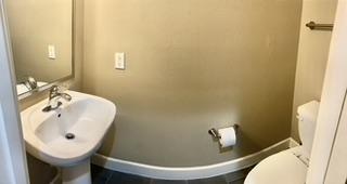 SOUTH HAVEN TOWNHOMES - Residential Lease