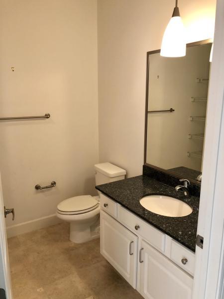 SOUTH HAVEN TOWNHOMES - Residential Lease