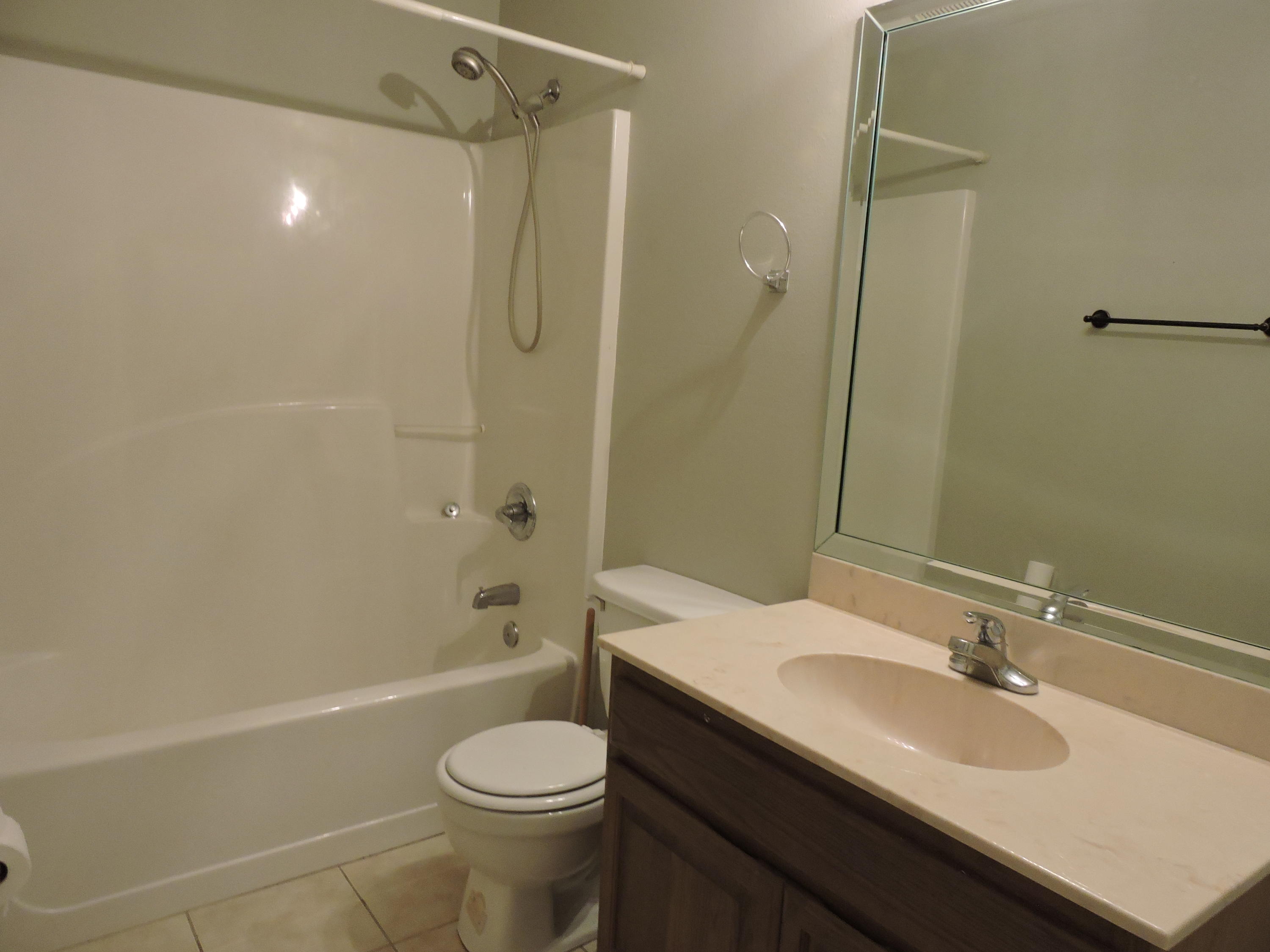 MORRIS ADDN TO CRESTVIEW - Residential Lease