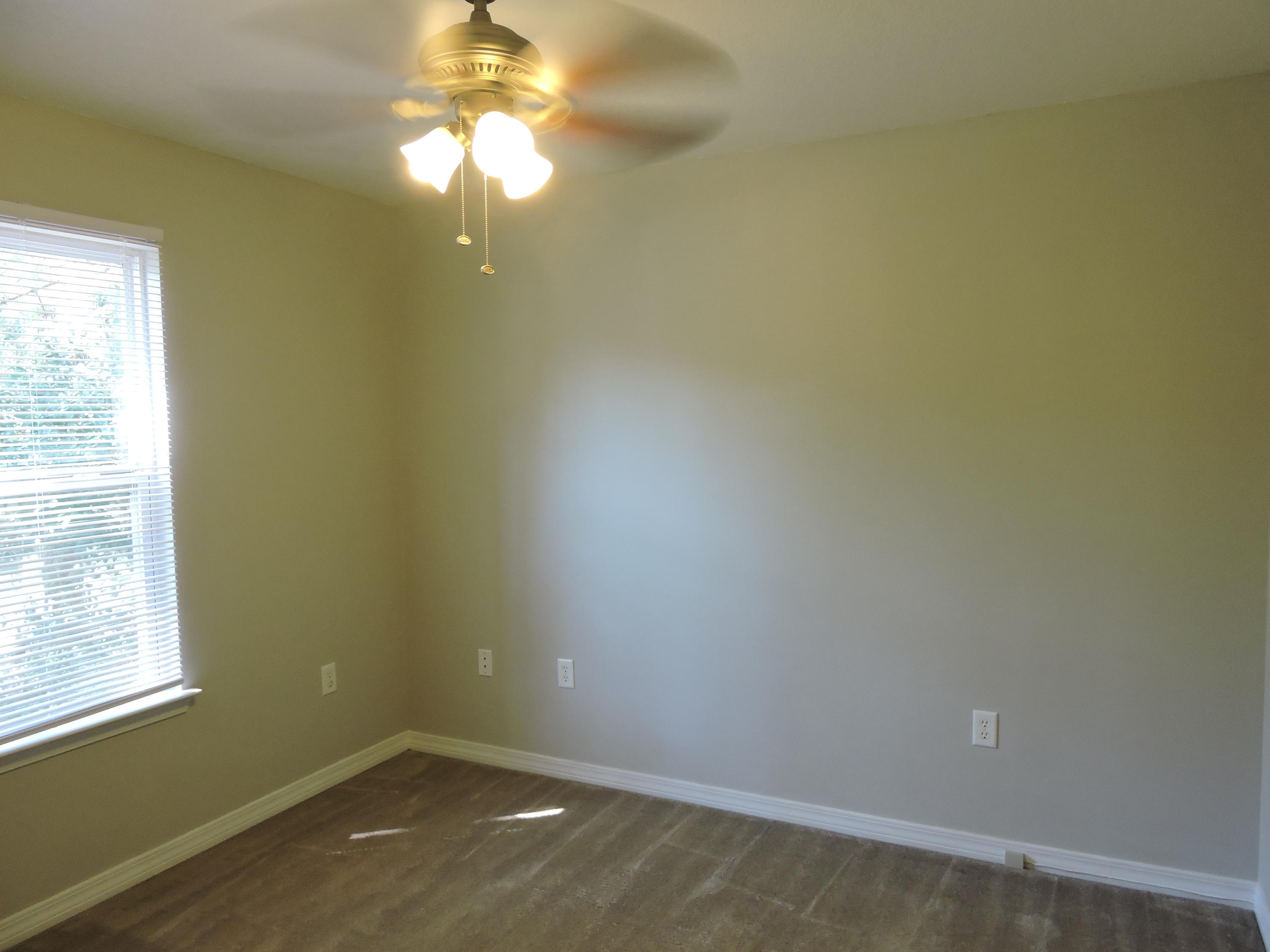 MORRIS ADDN TO CRESTVIEW - Residential Lease