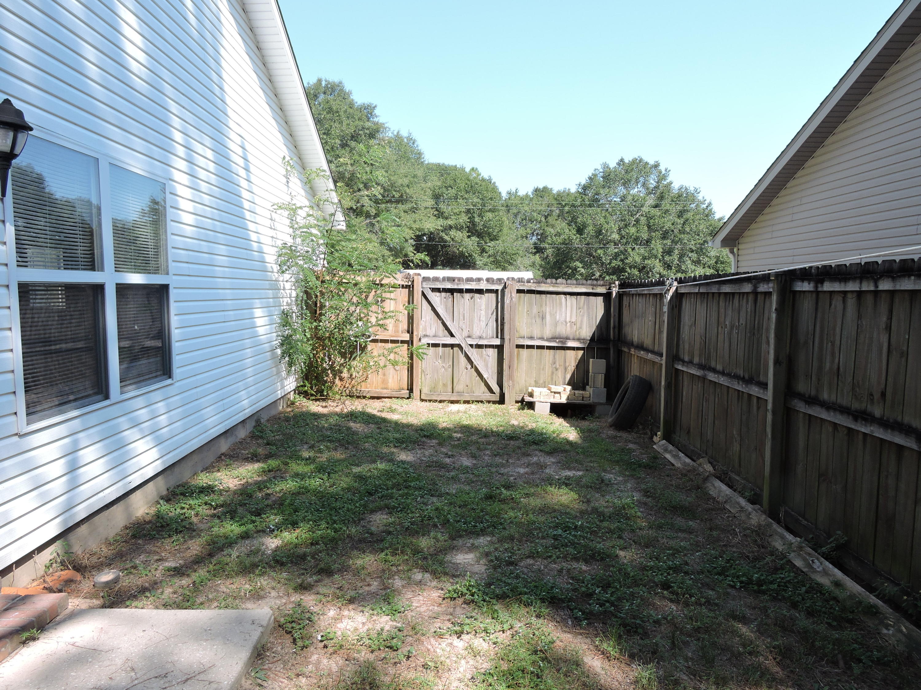 MORRIS ADDN TO CRESTVIEW - Residential Lease