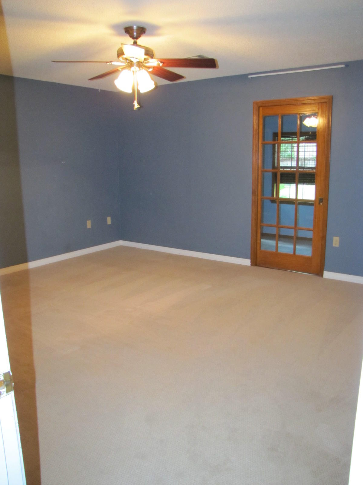 COUNTRYVIEW ESTATES - Residential Lease