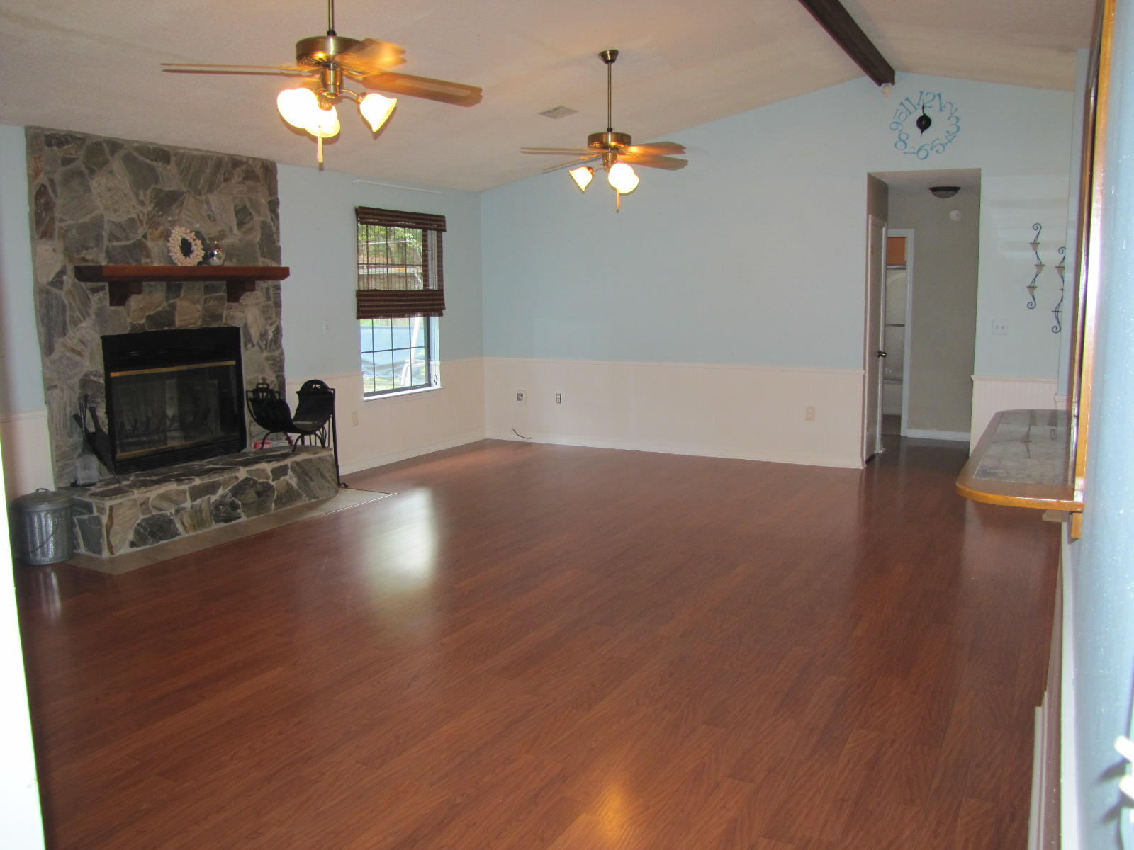 COUNTRYVIEW ESTATES - Residential Lease