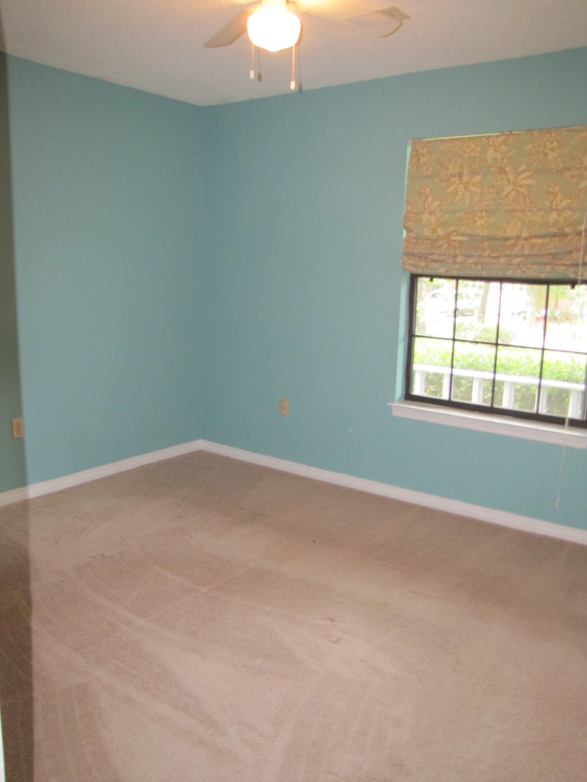 COUNTRYVIEW ESTATES - Residential Lease