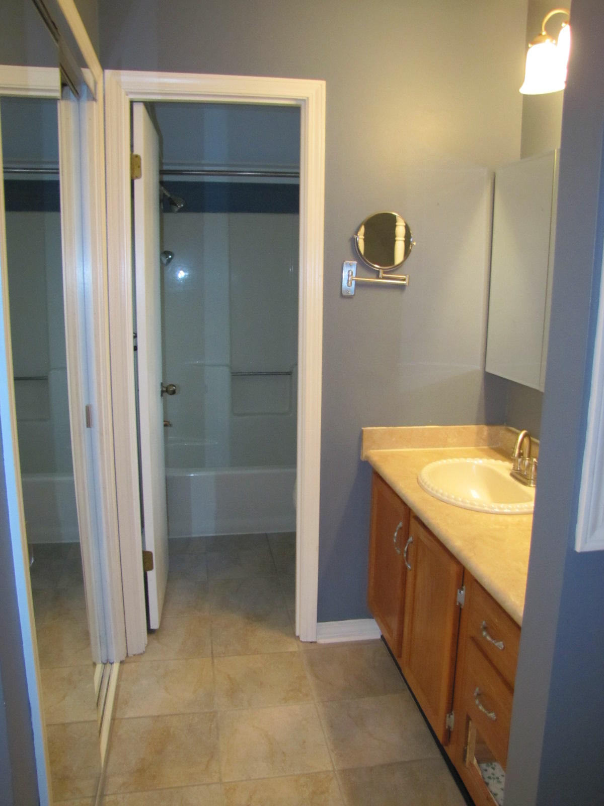 COUNTRYVIEW ESTATES - Residential Lease