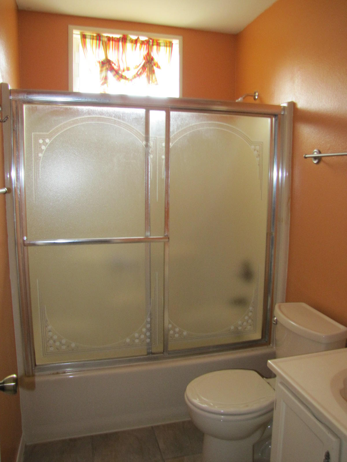 COUNTRYVIEW ESTATES - Residential Lease